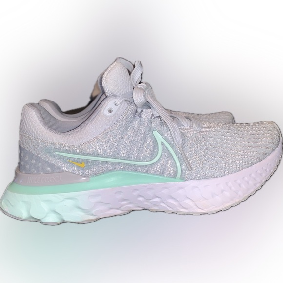 Nike FlyKnit 3 React Infinity Run Street Running Shoes Mint Pure Platinum Foam 7 - Picture 1 of 12